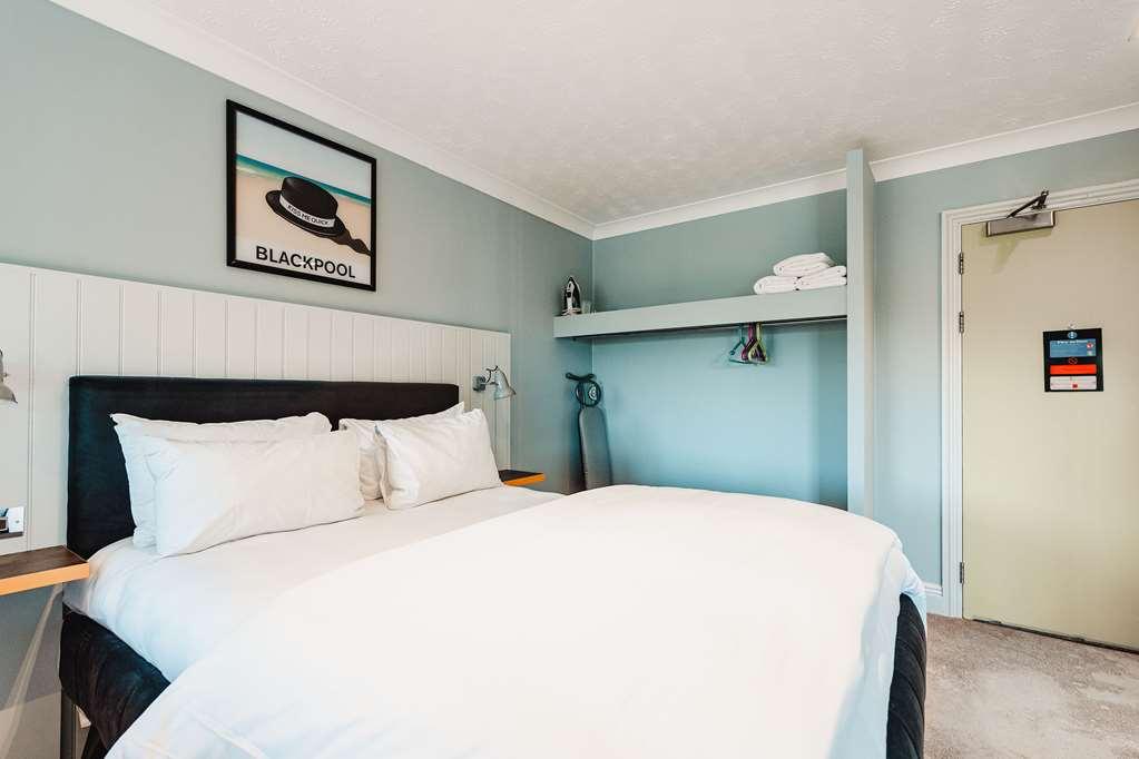 Village Курортный комплекс 4*
