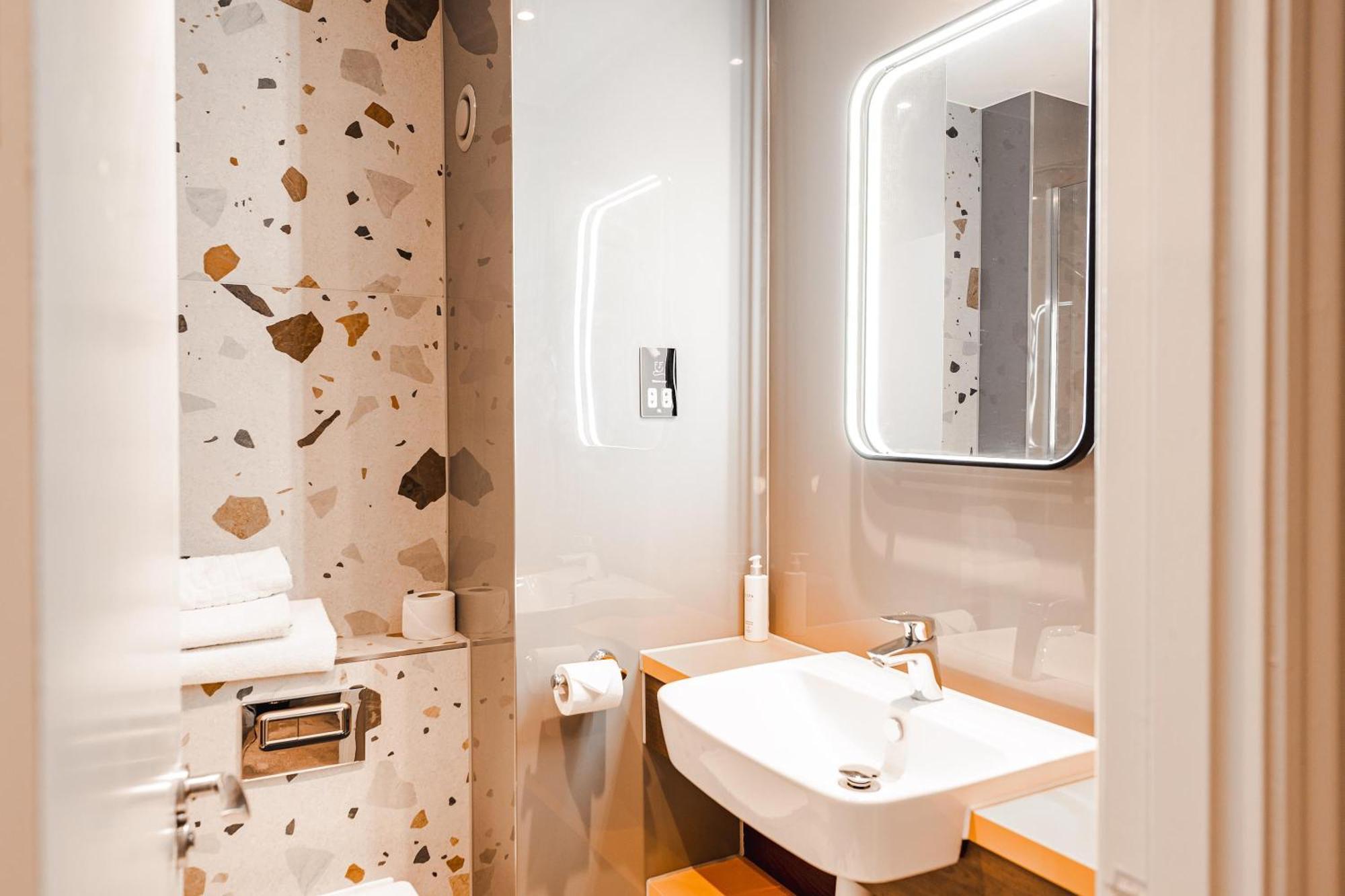 Village 4* Blackpool